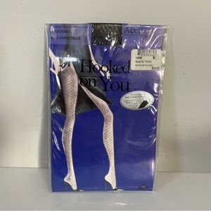 Vintage Hooked on You Phantom Stockings Black Size B Lightweight New Old Stock